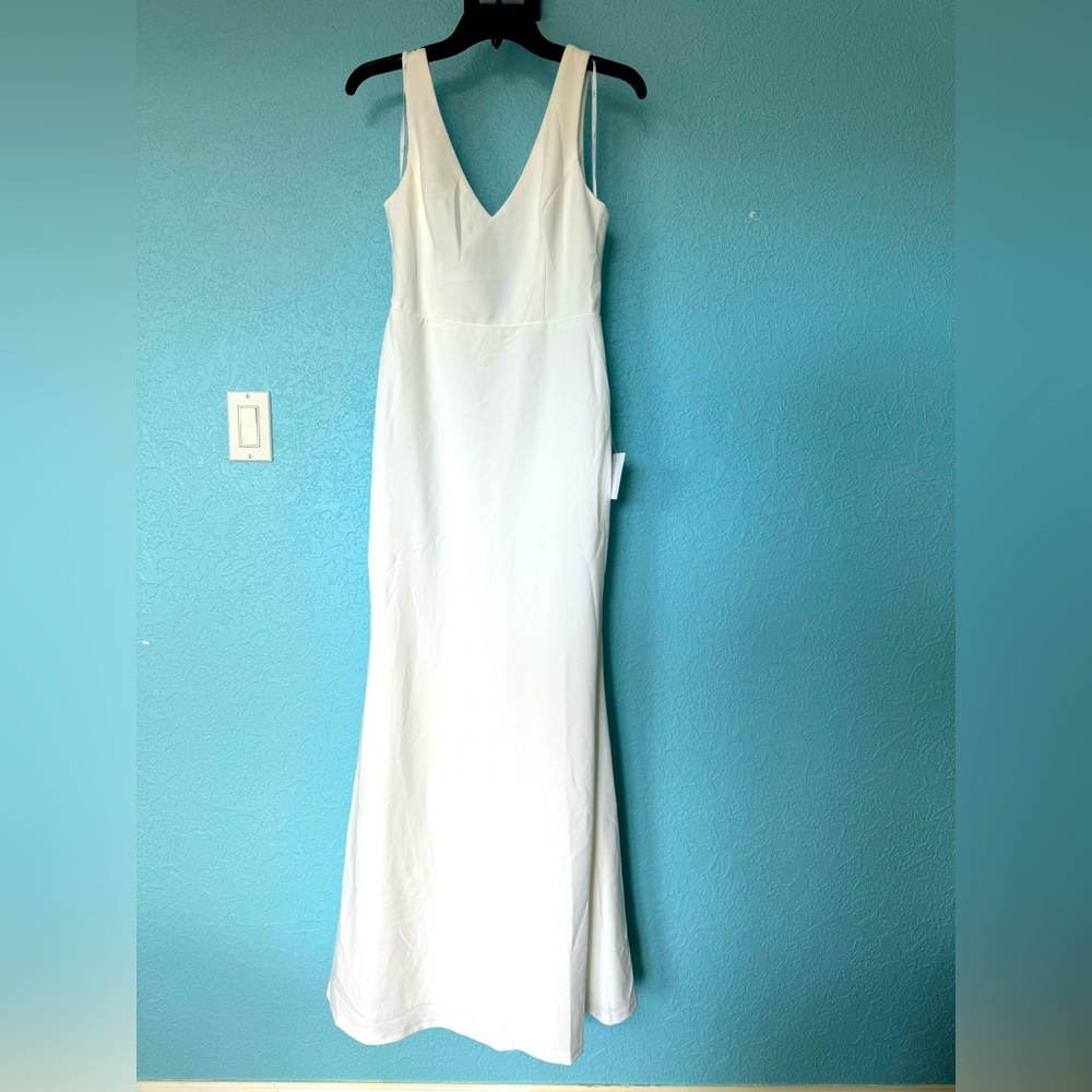 White Button Back Mermaid Dress *NWT*
